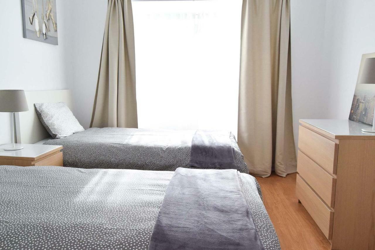 Appartamento Family House Lisbona Esterno foto